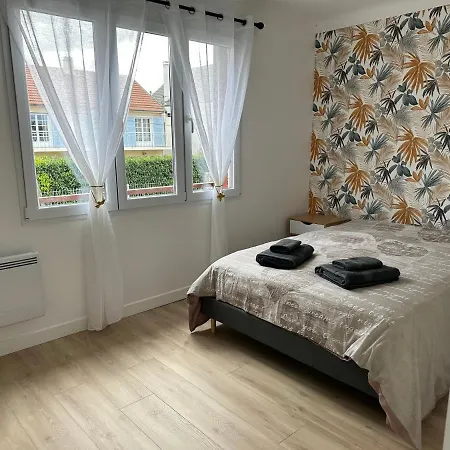 Maison *
